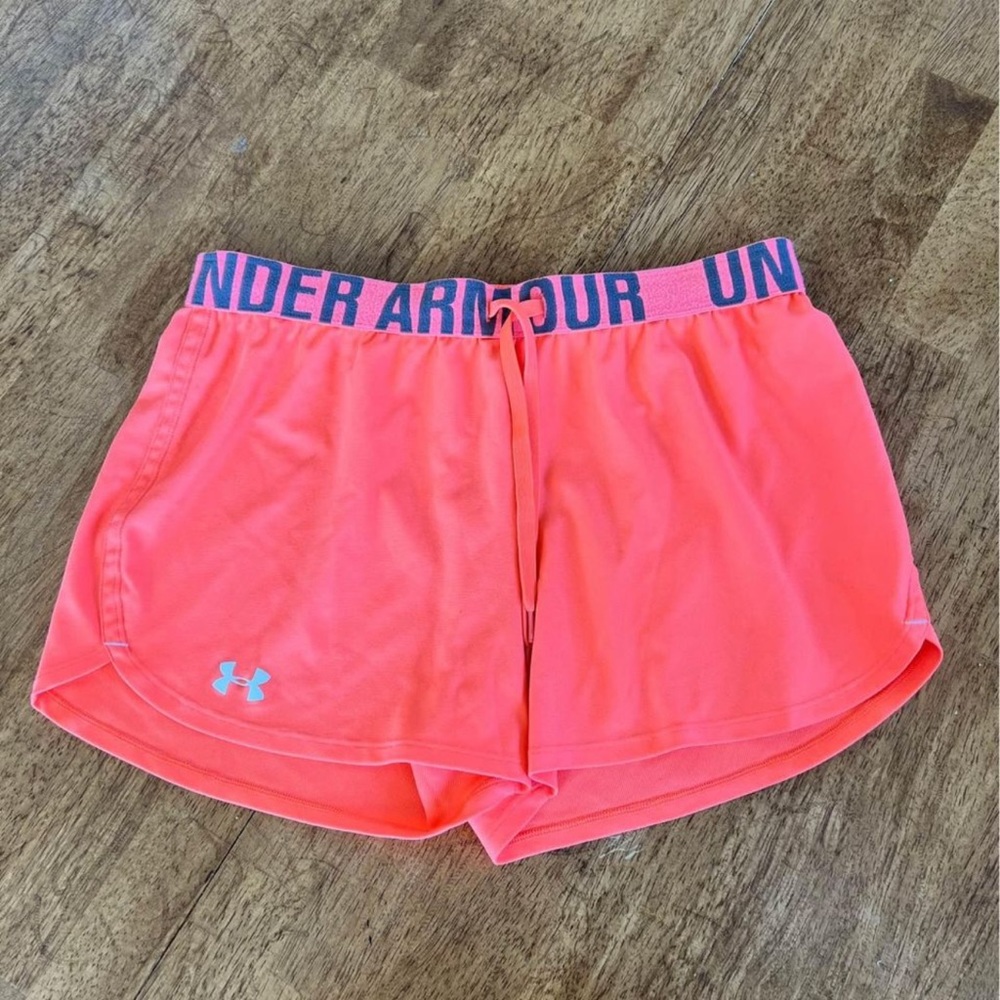 ✨Under Armour✨ women’s shorts